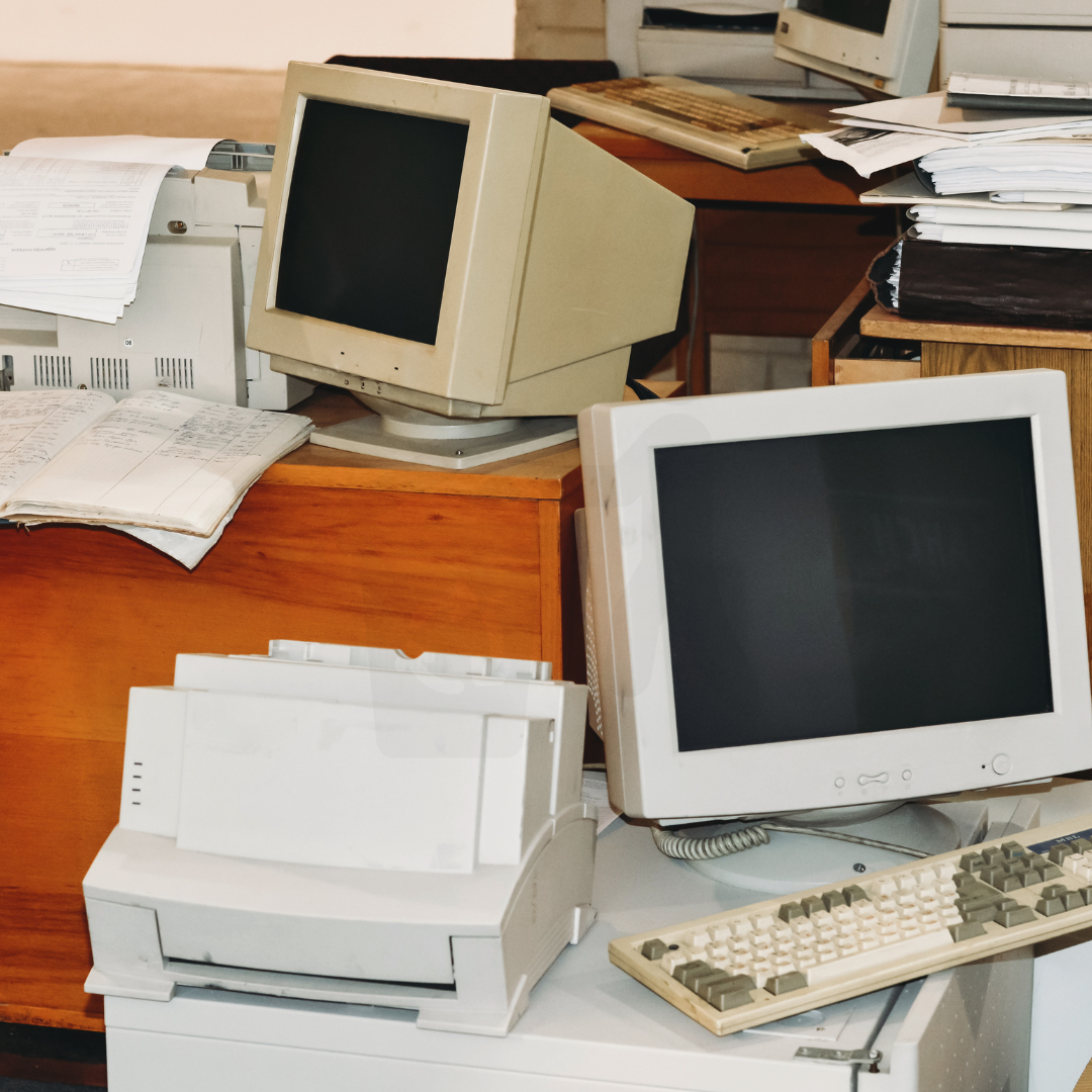 Read more about the article How to Dispose of an Old computer Safely and Responsibly